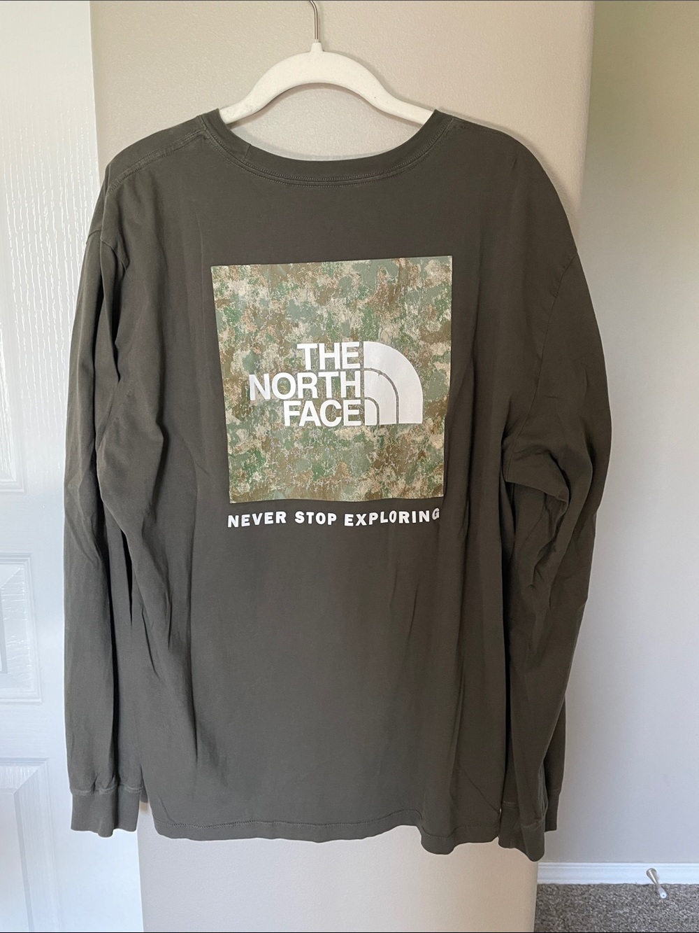 The North Face Olive Green Long Sleeve Shirt. - Picture 2 of 3